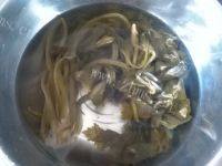 好吃的雪里蕻炒肉丝做法图解2)