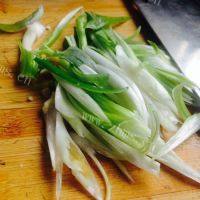 家常菜炝土豆丝做法图解2)