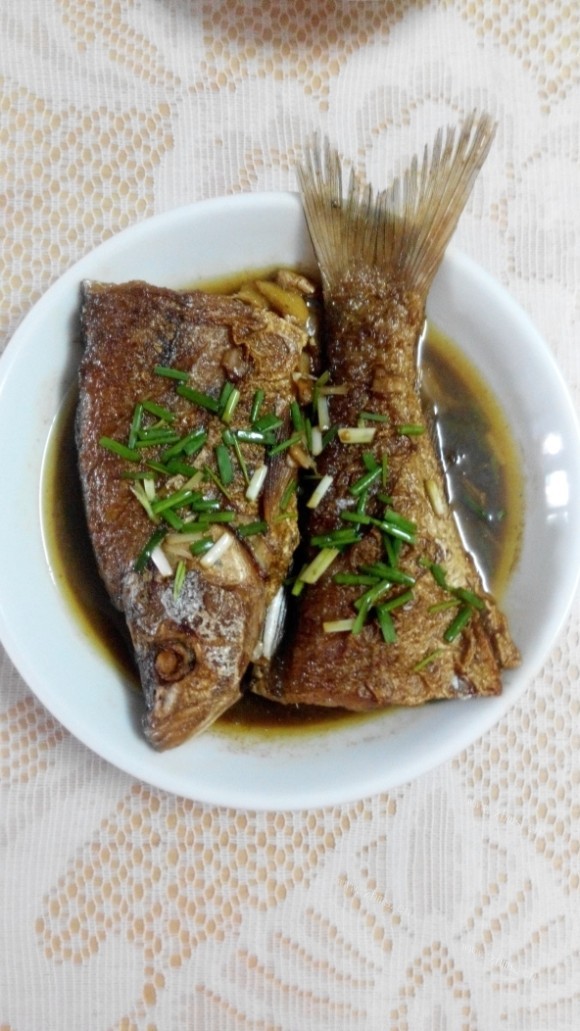 特色美食红烧白鱼