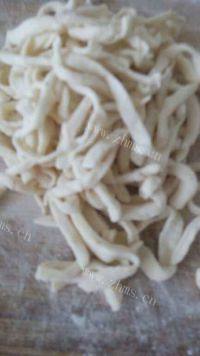 美味的焖面做法图解6)