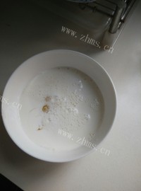 风味炼乳双皮奶做法图解3)
