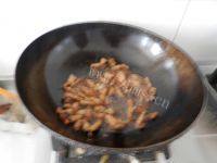 家常菜芸豆丝炒肉做法图解7)