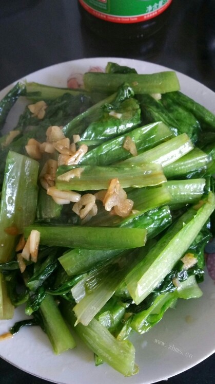 美味营养的蒜蓉油麦菜
