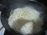 最爱的豆角焖面做法图解10)