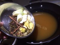 美味佳肴般的酱牛肉做法图解4)