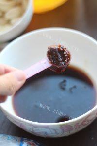 色味俱全的叉烧棒棒鸡做法图解6)