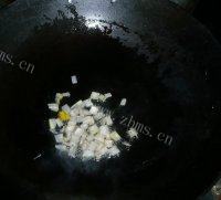 「DIY美食」腰果虾仁做法图解9)