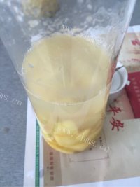 回味无穷的芒果汁做法图解3)