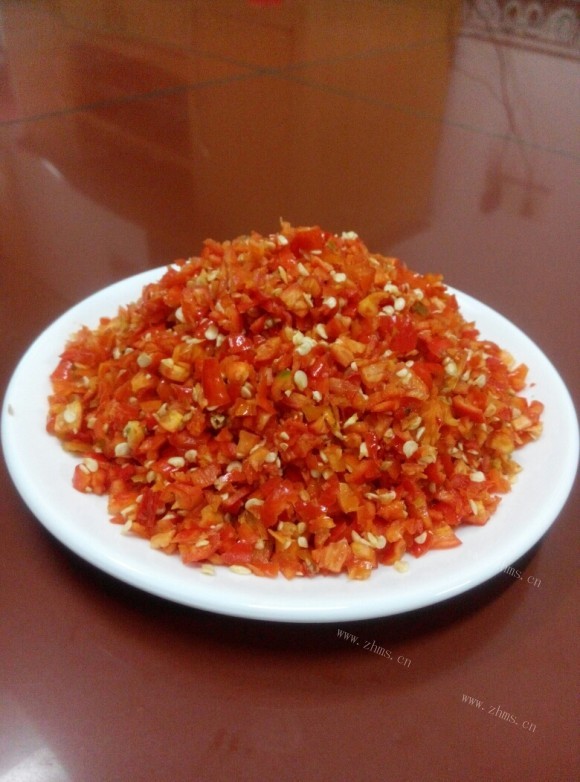 珍馐美味的自制剁椒