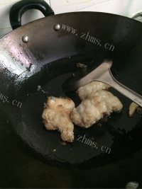 家常菜糖醋鱼做法图解6)