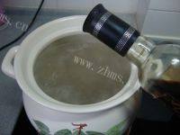 食欲满满的炖大骨做法图解8)