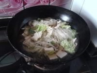 美味的白菜粉丝豆腐汤的做法图解十