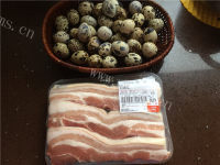 美味的红烧肉鹌鹑蛋做法图解1)