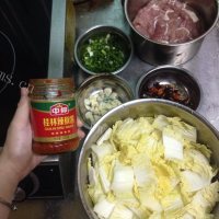 家常菜水煮肉做法图解1)