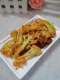 常吃不腻的干煸花菜