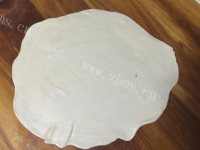 美味的芝麻香葱千层饼做法图解1)