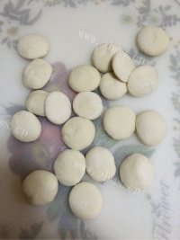 自制素馅饺子做法图解9)