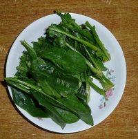 自己做的西红柿鸡蛋菠菜面做法图解2)