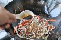 肉丝芹菜做法图解10)