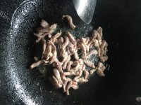美味的豆角肉丝焖面做法图解4)