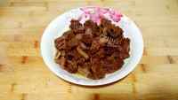美味的咖喱牛肉饭做法图解4)