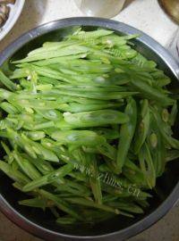 爽口的清炒豆角做法图解2)
