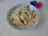 家常菜白菜炒豆片做法图解4)
