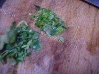 美味的香菜鸡蛋汤做法图解2)