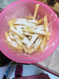 简单的自制薯条做法图解2)