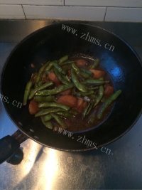 好吃的豆角炖土豆做法图解7)