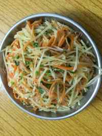 家常菜胡萝卜土豆丝