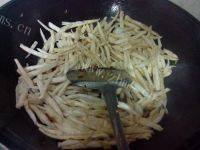 很有食欲的肉丝炒杏鲍菇做法图解12)