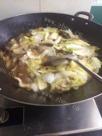 自制酸菜鱼做法图解4)