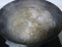 美味的番茄土豆炖牛腩做法图解4)