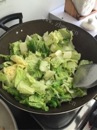 家常菜清炒大白菜做法图解4)
