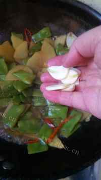 家常菜芸豆烧土豆