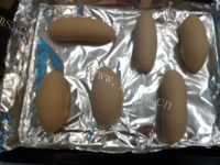 珍馐美味的毛毛虫面包做法图解6)