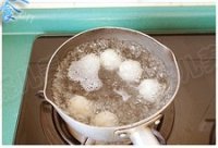 自制玫瑰蜜白豆沙汤圆做法图解13)