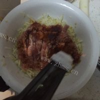 香飘十里的炸茄盒做法图解3)