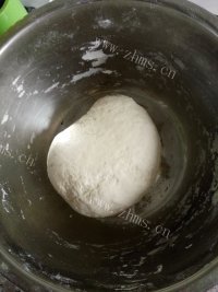 色香味浓的韭菜鸡蛋锅贴做法图解1)
