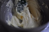 美味的蔓越莓椰香饼干做法图解8)