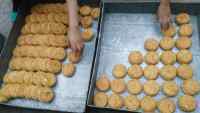 外酥里嫩的自制月饼做法图解19)