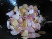 土豆炒洋葱做法图解4)