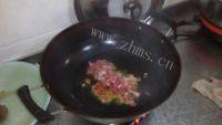 家常菜青椒炒菜花做法图解5)