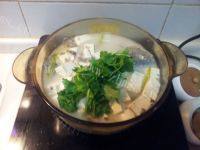 在家做的鲫鱼豆腐汤做法图解9)