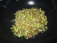 爽滑酥嫩的清炒豆芽