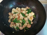 美味的豆腐虾仁做法图解8)