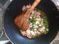 家常菜茄子炒肉片做法图解4)