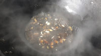 美味的糖醋秋葵做法图解7)