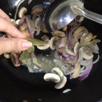 美味法式奶油蘑菇汤的做法图解七